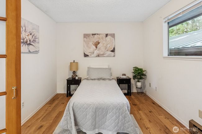 2nd bedroom also has a bath attached | Image 17