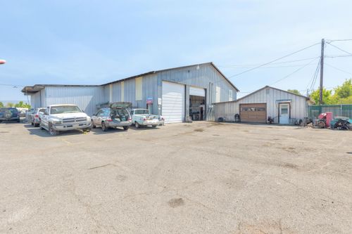 339 Oak Grove Rd, Medford, OR, 97501-2151 | Card Image
