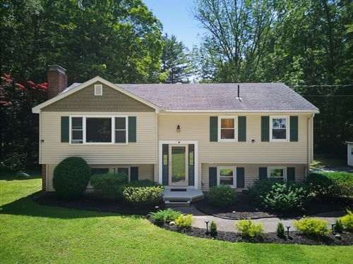 58 Cottage Rd, Kensington, NH, 03833-6707 | Card Image