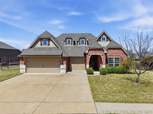 9285 E 133rd Street S, Bixby, OK, 74008 | Card Image