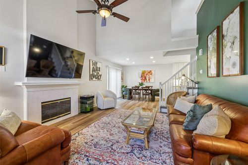 unit-1106-811 Burr Oaks Dr, West Des Moines, IA, 50266-6654 | Card Image