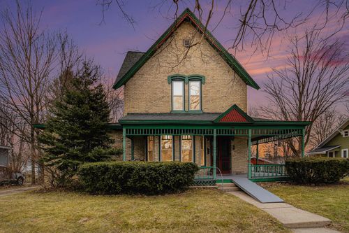 230 W Todd Ave, Reed City, MI, 49677-1126 | Card Image