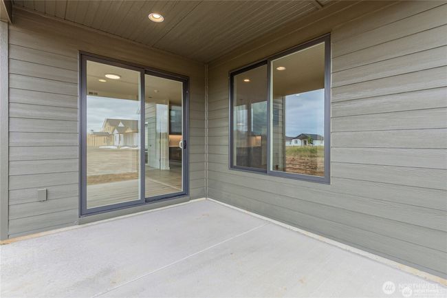 Patio | Image 14