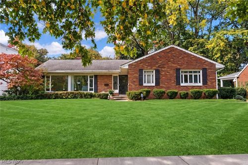 246 Elmdale Ave, Akron, OH, 44313-7773 | Card Image