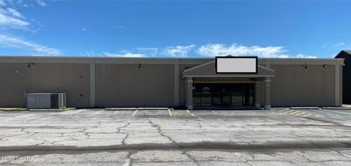 3411 N Range Line Rd, Webb City, MO, 64870-9563 | Card Image