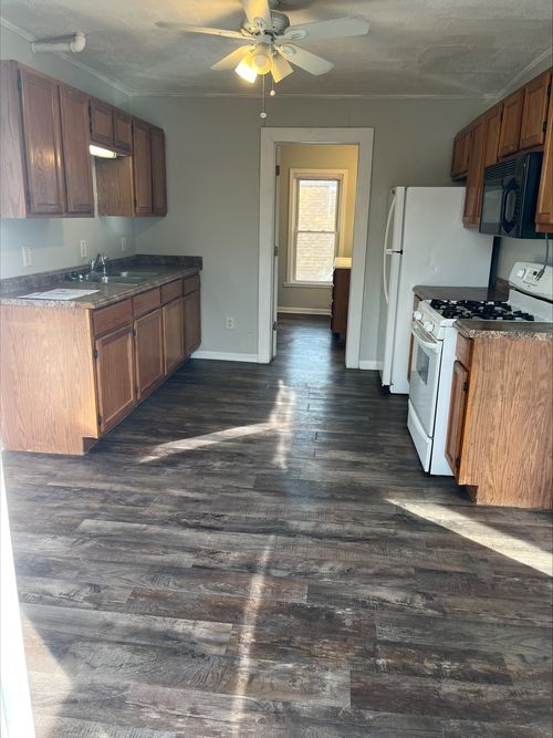 702 E Joliet St, Ottawa, IL, 61350-2408 | Card Image