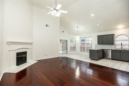 9901 Bend Ct, Fort Worth, TX, 76177-7329 | Card Image