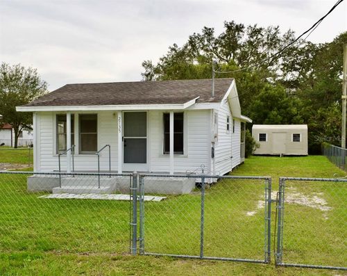 2735 Woodstock Avenue, EATON PARK, FL, 33840 | Card Image