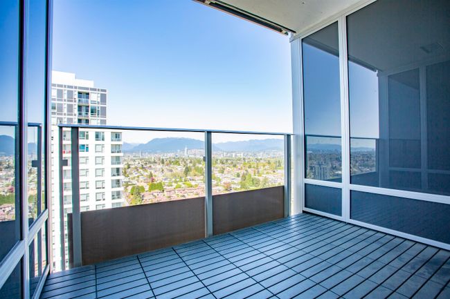 2904 - 5665 Boundary Road, Condo with 2 bedrooms, 2 bathrooms and 1 parking in Vancouver BC | Image 5