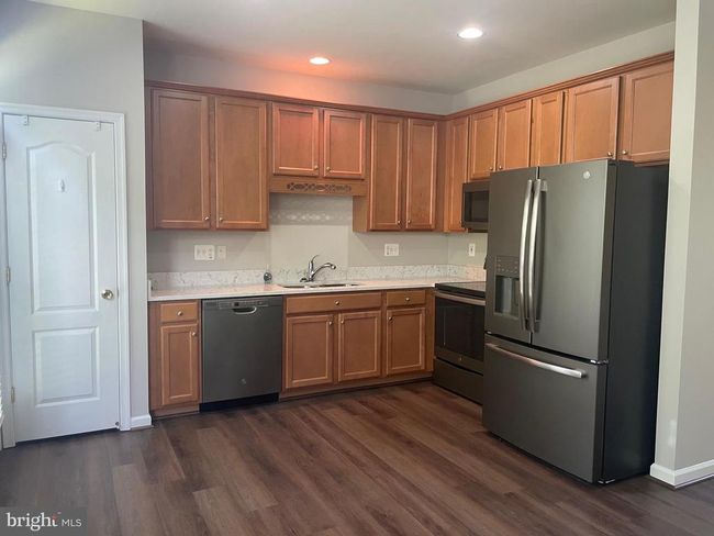 107 Berwick Ln, Townhouse with 3 bedrooms, 3 bathrooms and null parking in STEPHENS CITY VA | Image 5