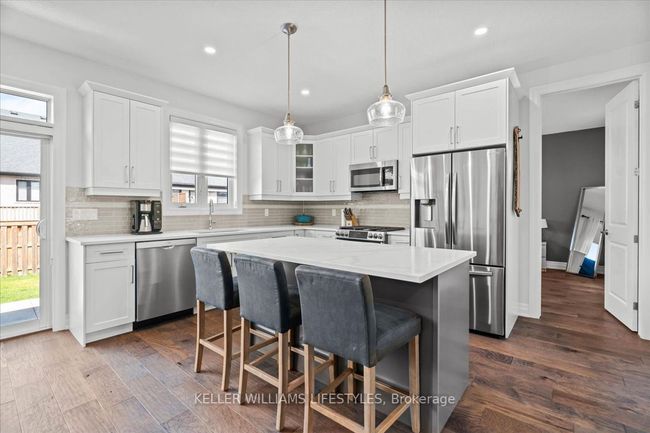 419 - 9861 Glendon Dr, Condo with 3 bedrooms, 3 bathrooms and null parking in Middlesex Centre ON | Image 17