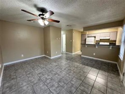apt-1-4607 E 12th St, Austin, TX, 78721-1437 | Card Image