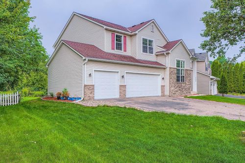 3392 N View Ln, Woodbury, MN, 55125-8401 | Card Image