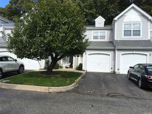 48-48 Leeward Court, Port Jefferson, NY, 11777 | Card Image