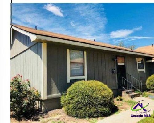 101 Stonehedge Dr, Warner Robins, GA, 31088-5690 | Card Image