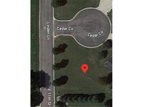 301 Cedar Circle, Winthrop, MN, 55396 | Card Image