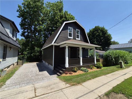217 Queen St N, Simcoe, ON, N3Y3Y8 | Card Image