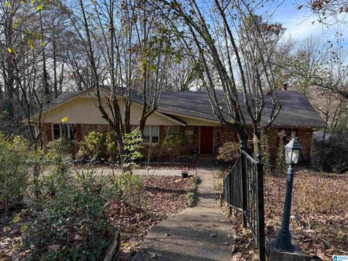 1708 Woodview Cir, Pelham, AL, 35124-1022 | Card Image