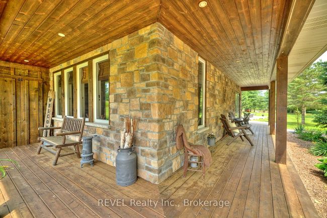9695 Grassy Brook Rd, House other with 4 bedrooms, 3 bathrooms and 15 parking in Port Robinson ON | Image 10