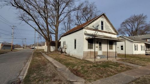 533 S Washington St, Salem, IL, 62881-3355 | Card Image