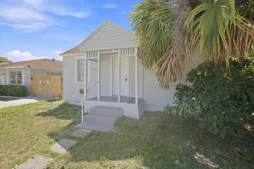 a-611 N Broadway, Lantana, FL, 33462-1621 | Card Image