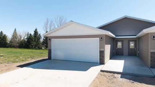 1246 4th Ave Nw, Valley City, ND, 58072-2222 | Card Image