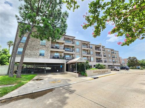 332-500 Lake Marina Ave, New Orleans, LA, 70124-1608 | Card Image