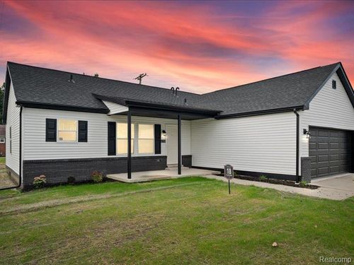 4351 Bridgeport Ct, Inkster, MI, 48141-2804 | Card Image