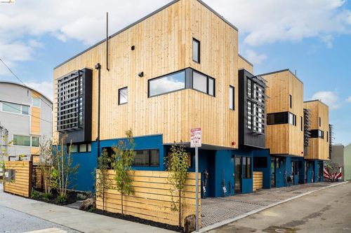 809 Jones St, Berkeley, CA, 94710-1826 | Card Image