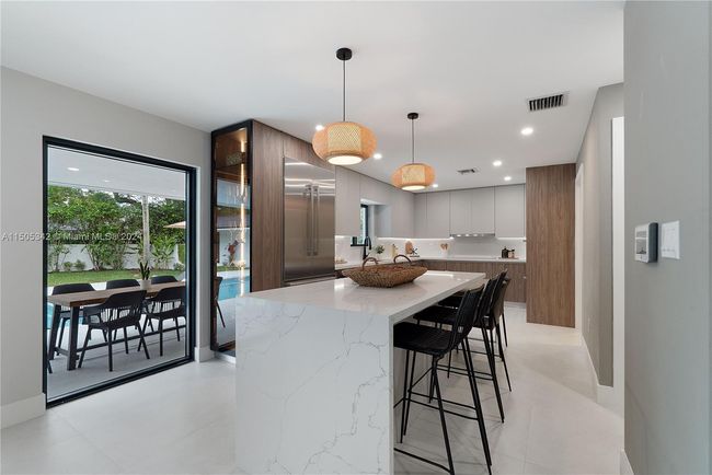 17701 Sw 87 Th Ave, House other with 5 bedrooms, 4 bathrooms and null parking in Palmetto Bay FL | Image 11