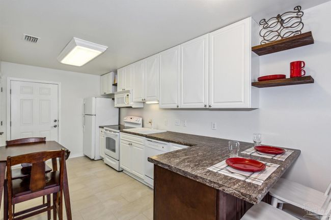 APT-7B - 16310 Perdido Key Dr, Condo with 2 bedrooms, 2 bathrooms and null parking in Pensacola FL | Image 11