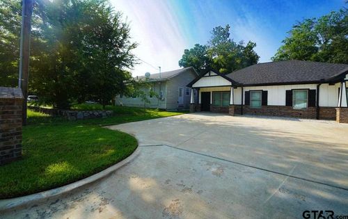 608 W Morris St, Tyler, TX, 75702-4328 | Card Image