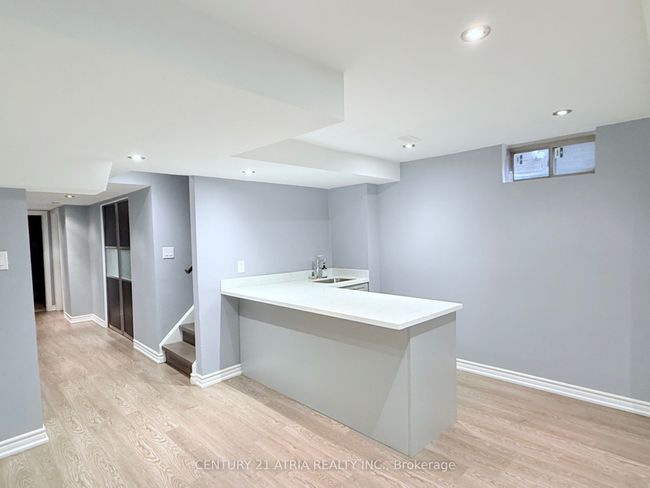 52 Luzon Ave, House attached with 5 bedrooms, 5 bathrooms and 1 parking in Markham ON | Image 11