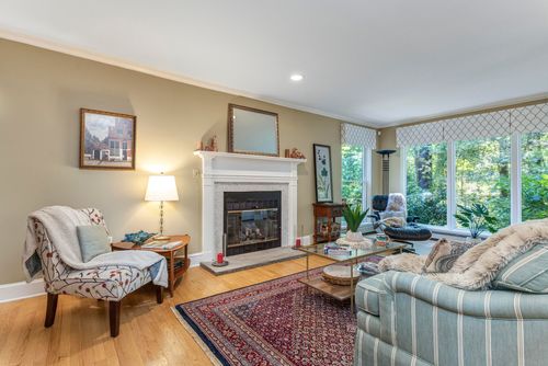 20-20 Wildwood Cir, Portland, ME, 04103-2778 | Card Image