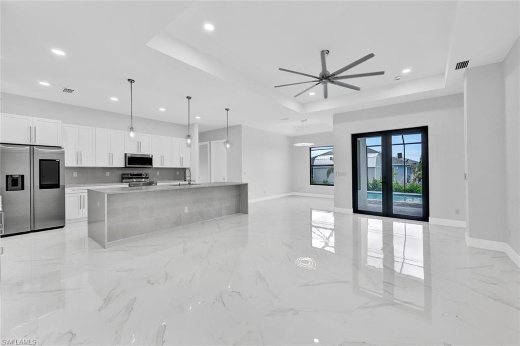 Residential Lease in CAPE CORAL 5