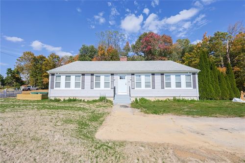 312 Wakefield St, West Warwick, RI, 02893-1905 | Card Image