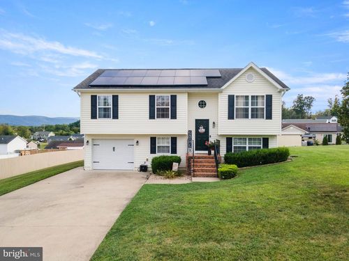 62 Silver Ct, MAURERTOWN, VA, 22644-2698 | Card Image