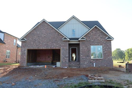 201 Harvest Moon Dr, Clarksville, TN, 37043-2738 | Card Image