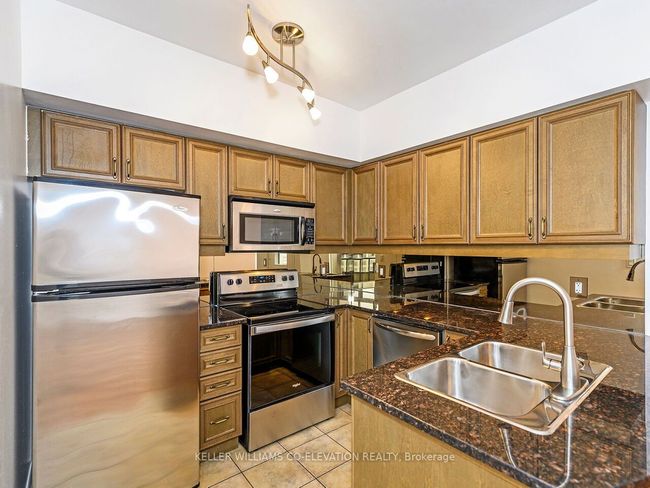1609 - 9225 Jane St, Condo with 3 bedrooms, 2 bathrooms and 1 parking in Vaughan ON | Image 19