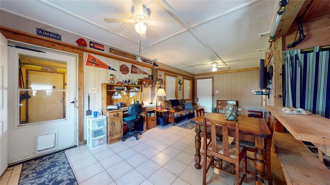 954 Palmetto Dr, House other with 1 bedrooms, 2 bathrooms and 1 parking in Crystal Beach TX | Image 7