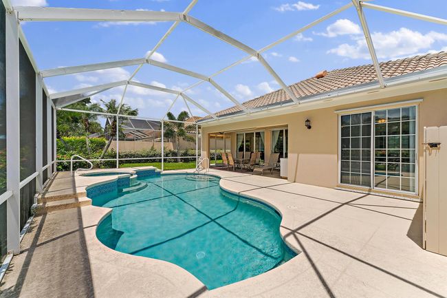 8485 Se Palm Hammock Ln, House other with 3 bedrooms, 3 bathrooms and null parking in Hobe Sound FL | Image 40