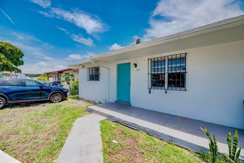 2153-2151 Nw 103rd St, Miami, FL, 33147-1344 | Card Image