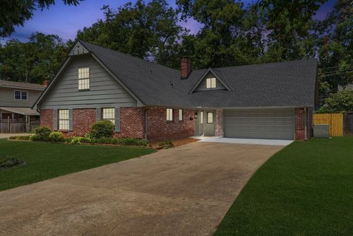 2211 E 54th Street S, Tulsa, OK, 74105 | Card Image