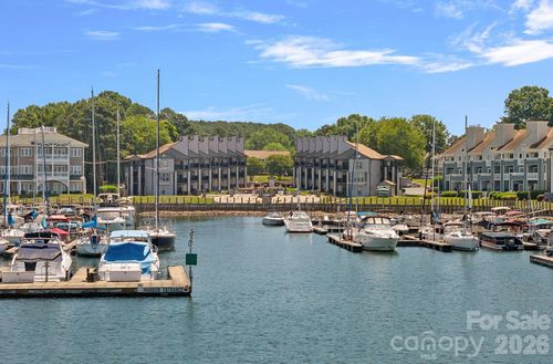 18861 Vineyard Point Ln, Cornelius, NC, 28031-7995 | Card Image