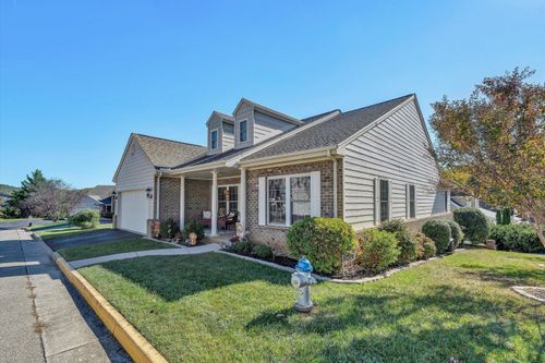 5432 Quail Ridge Cir, Roanoke, VA, 24018-9246 | Card Image