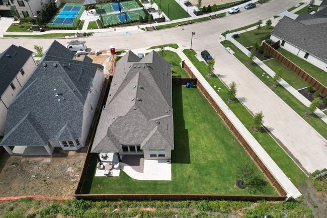 Aerial perspective of suburban area | Image 28