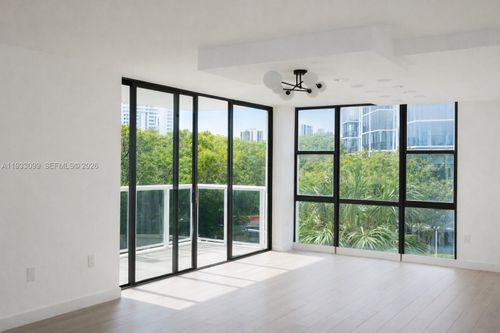 apt-309-3625 N Country Club Dr, Aventura, FL, 33180-1711 | Card Image