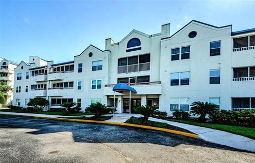 202-2323 Feather Sound Drive, CLEARWATER, FL, 33762 | Card Image