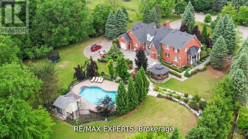 27 Theresa Cir, Kleinburg, ON, L0J1C0 | Card Image