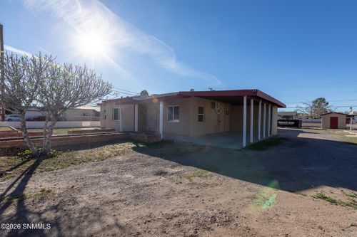 1220 Hall Ave, Las Cruces, NM, 88005-3020 | Card Image